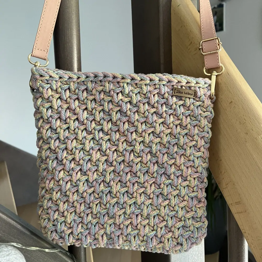 Duhová kabelka crossbody