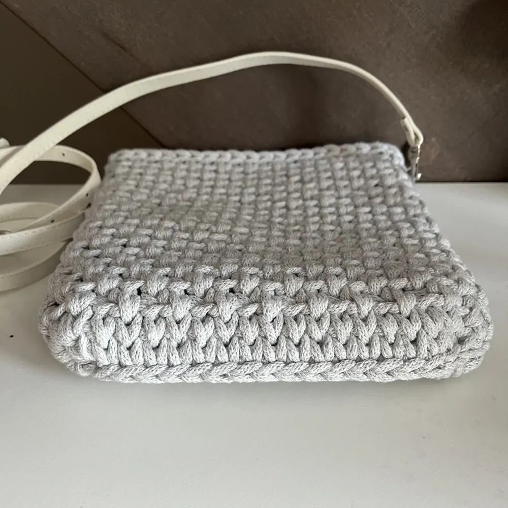 Kabelka crossbody (různé barvy)