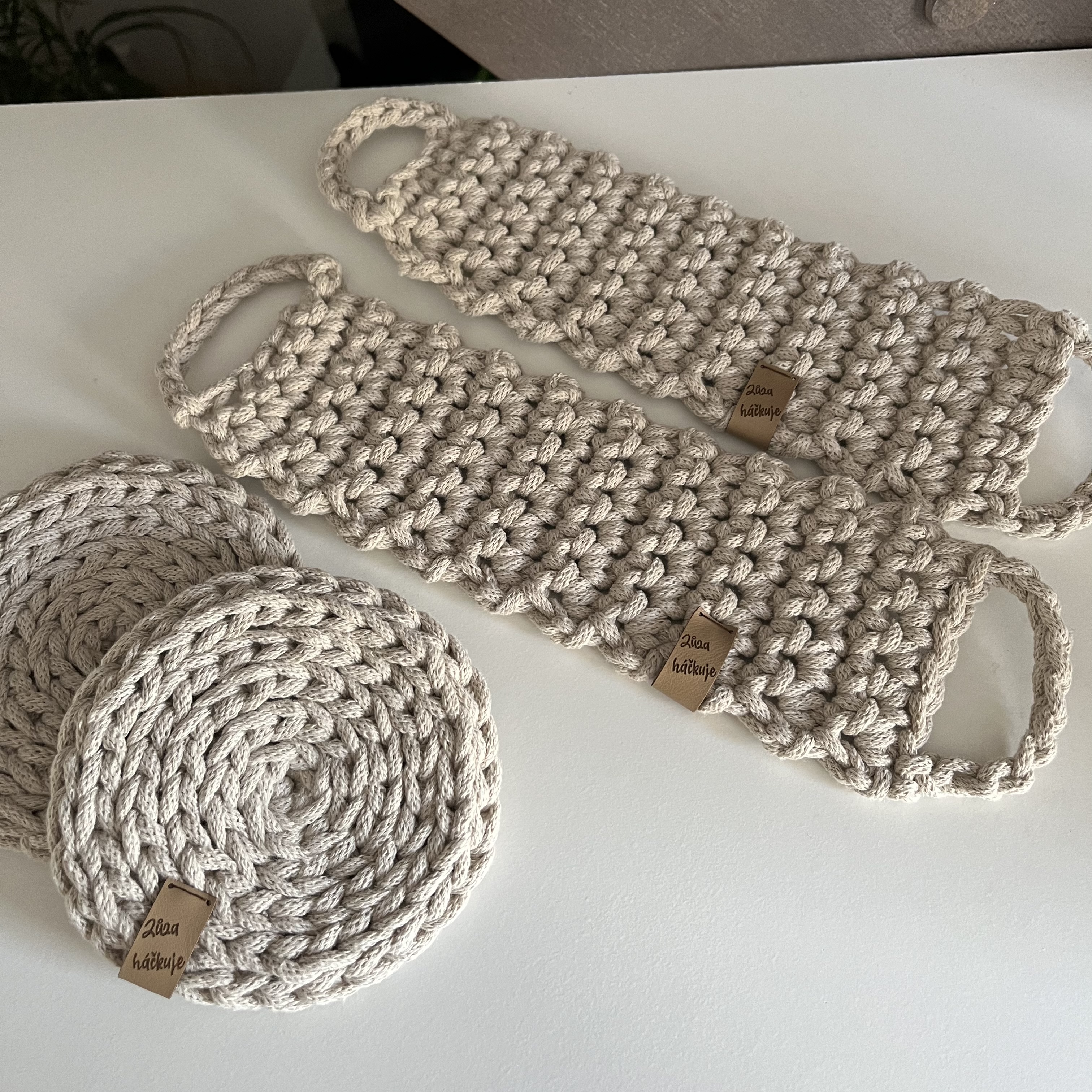 Obal na hrníček (různé barvy)