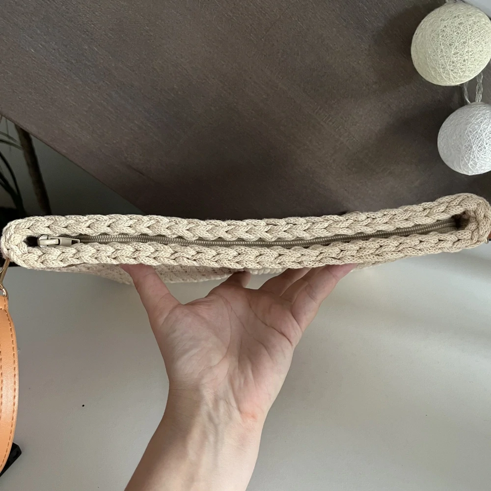 Kabelka široká crossbody (různé barvy)
