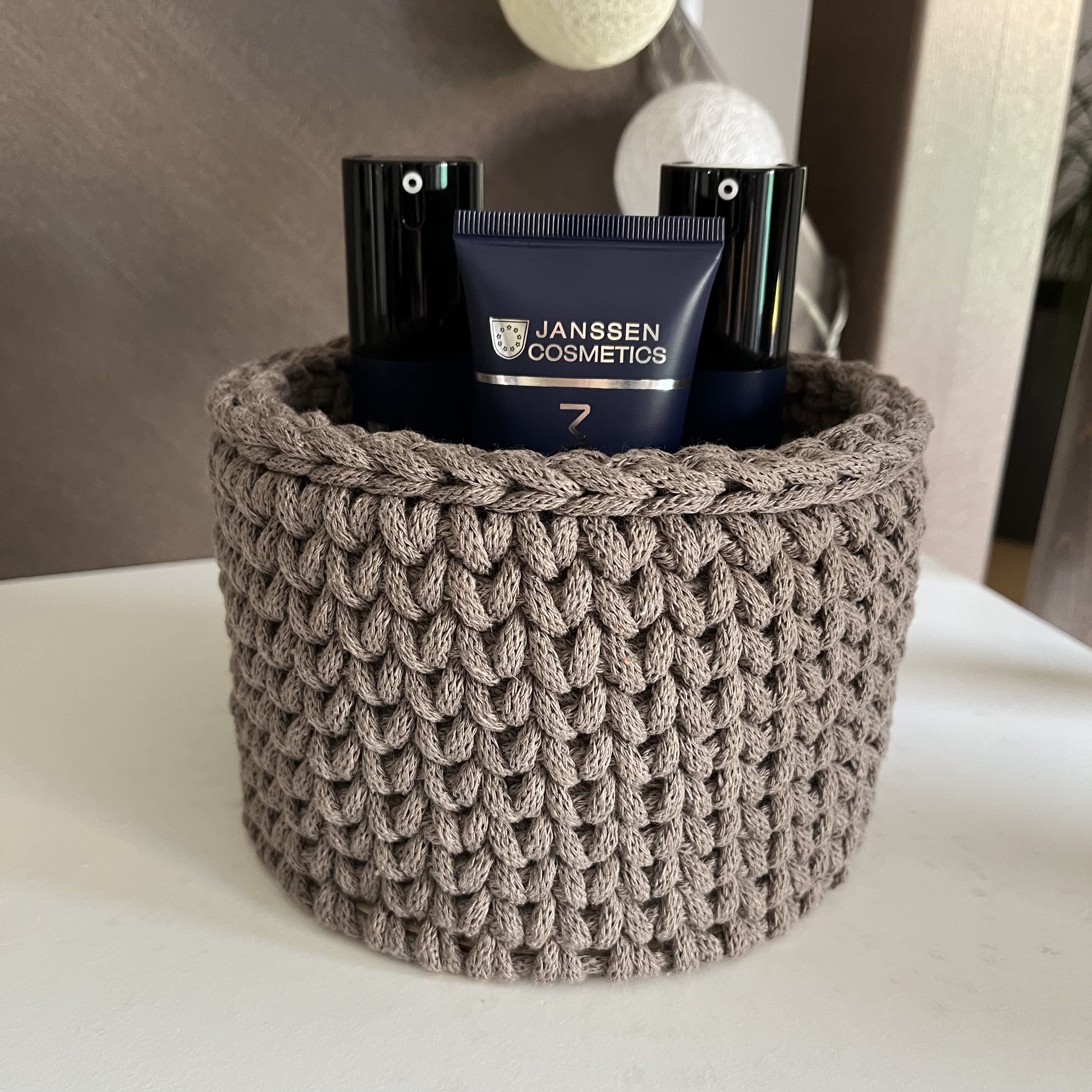 Košík - kulatý (různé barvy)