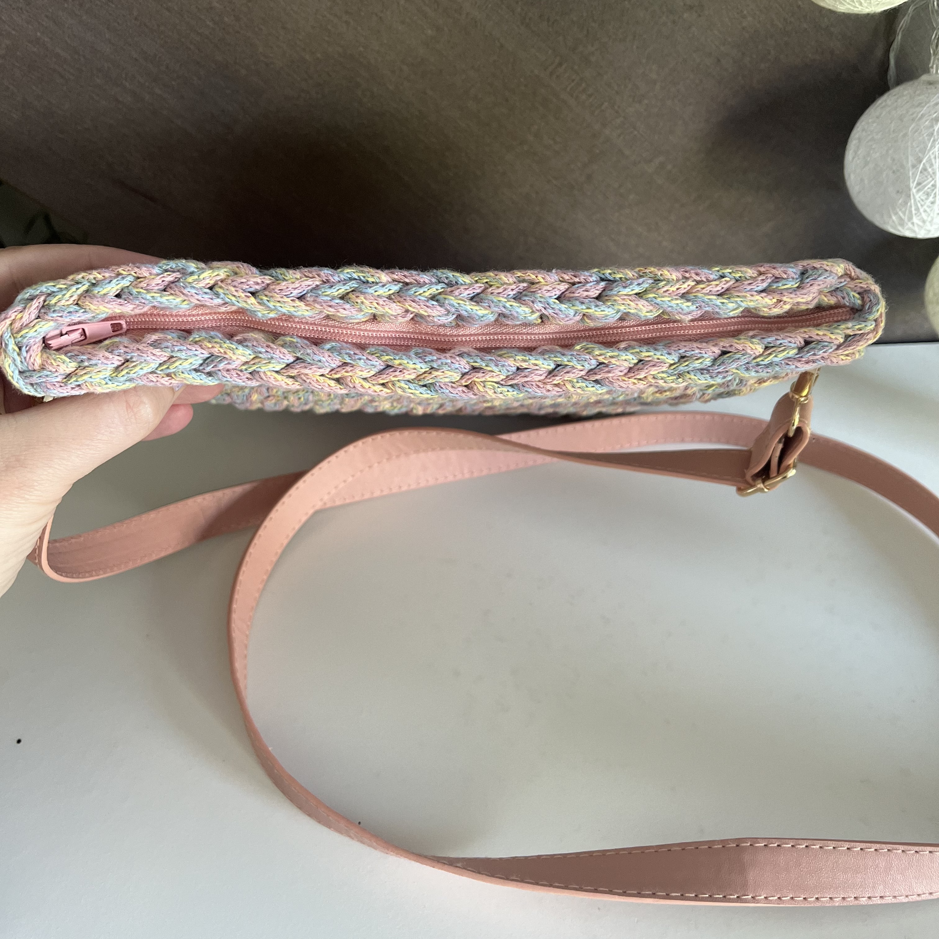 Duhová kabelka crossbody