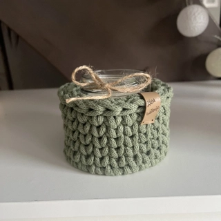 Svícen s přírodní svíčkou - olivový