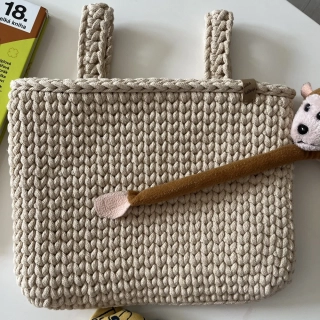 Kapsář s uchy (různé barvy) - velký